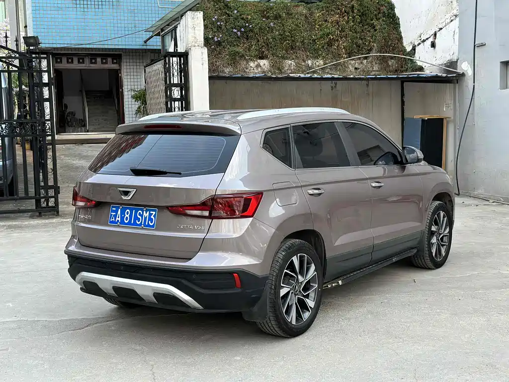 JETTA VS5