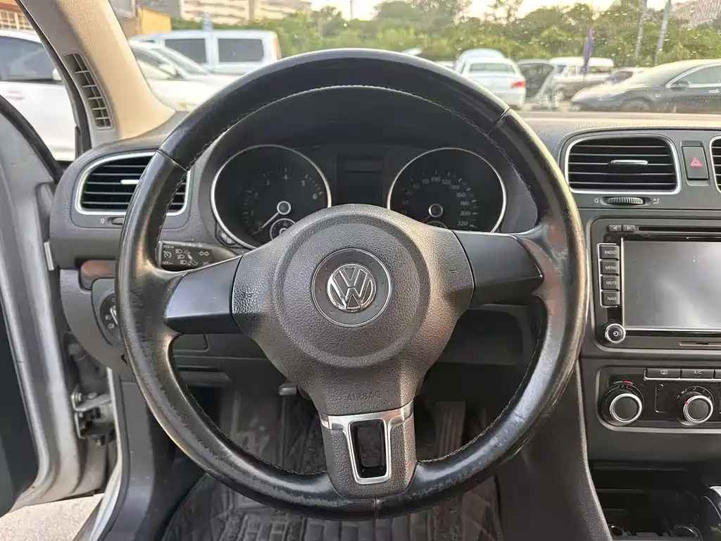 Volkswagen Golf — миниатюра 7