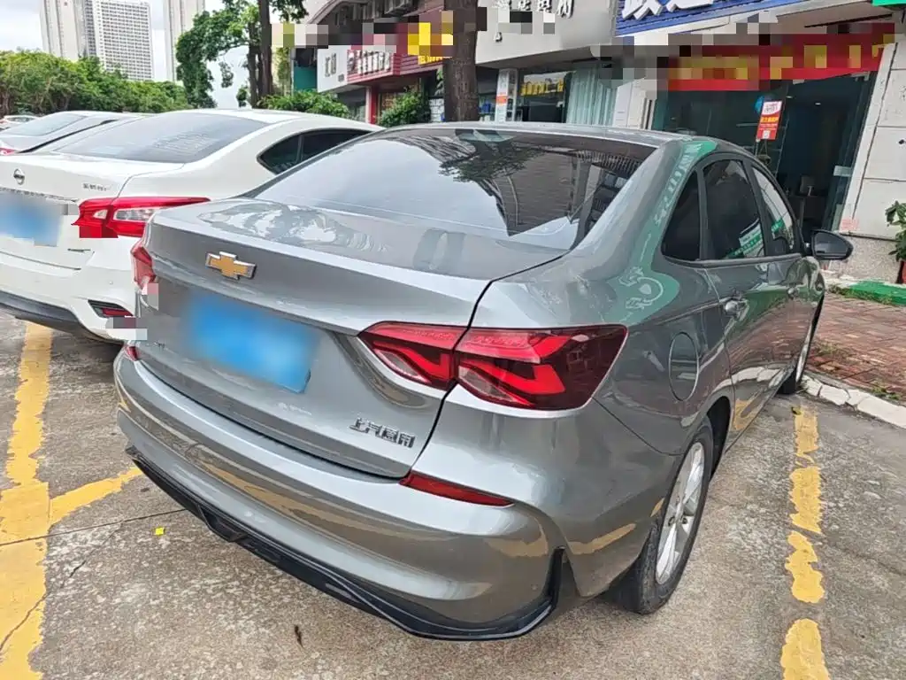 Chevrolet Monza — миниатюра 7