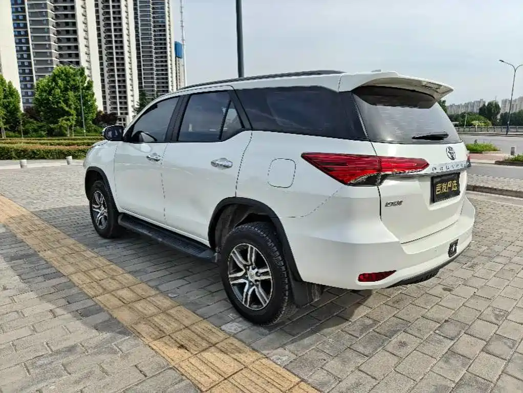 Toyota Fortuner 2019 2.7L