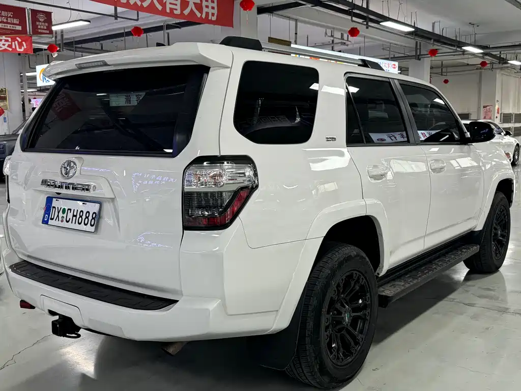 Toyota 4Runner 2020 4.0L AT