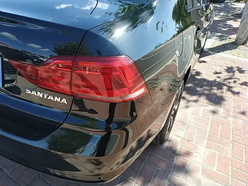 Volkswagen Santana — миниатюра 8