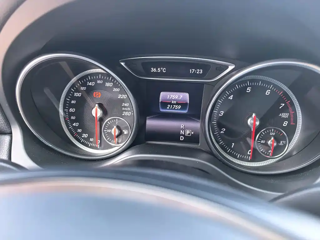 Mercedes-Benz GLA — миниатюра 7