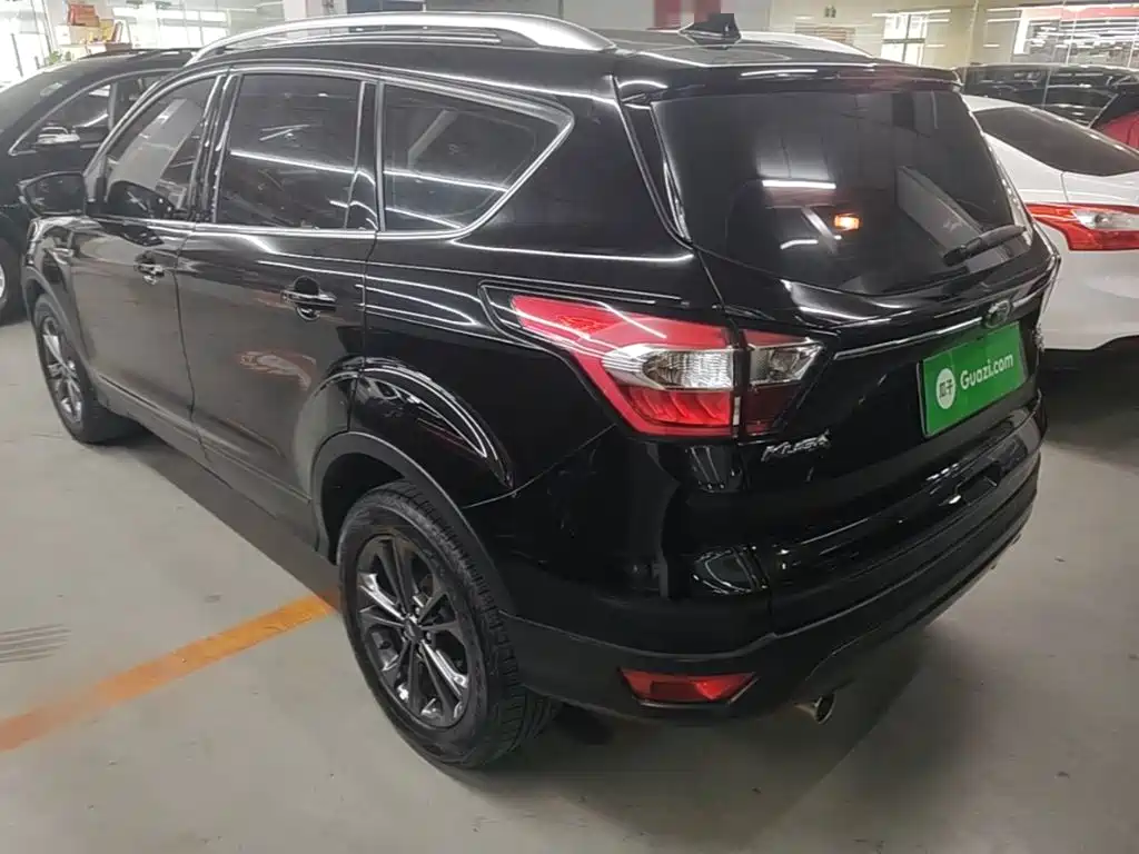 Ford Kuga — миниатюра 5