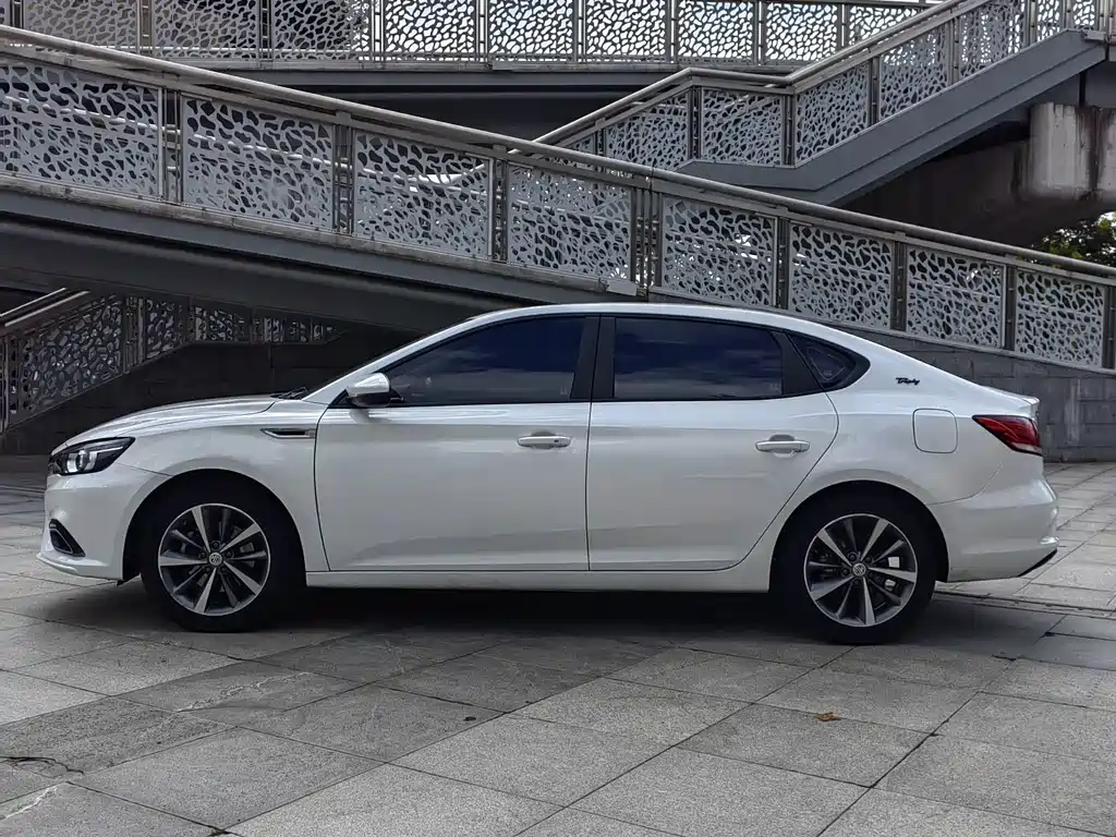 MG MG6 — миниатюра 2