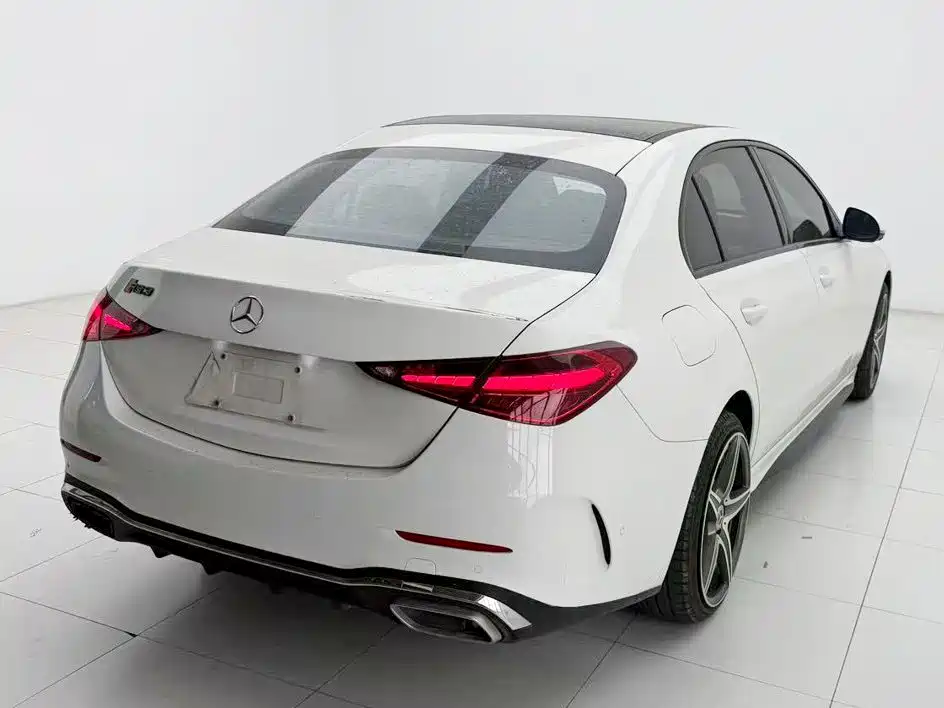Mercedes-Benz C-Class — миниатюра 9