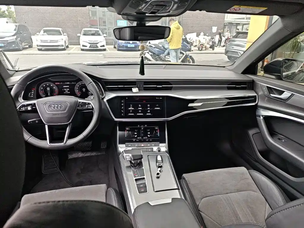 Audi A6L — миниатюра 10