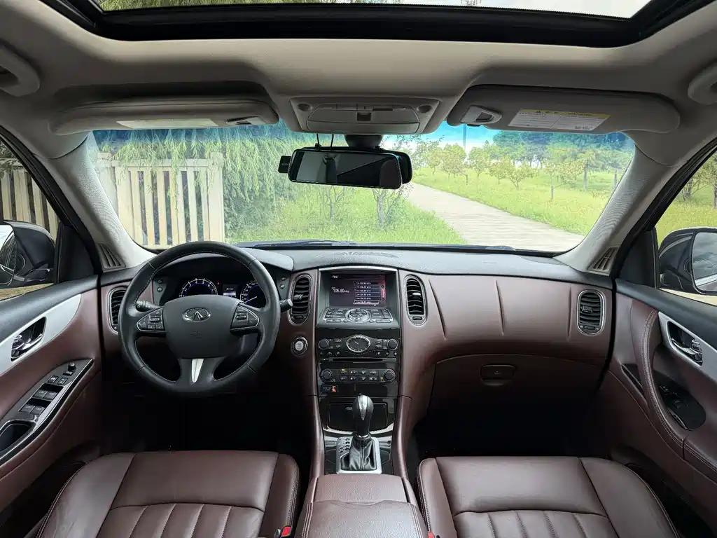 Infiniti QX50 — миниатюра 3