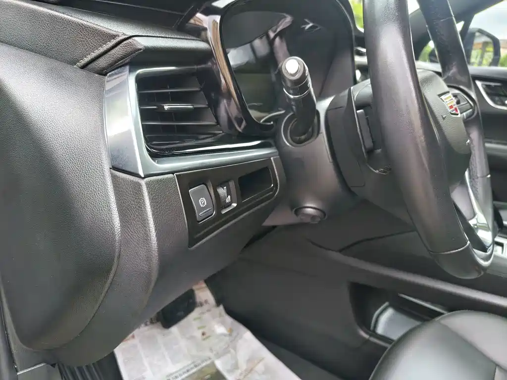Cadillac XT6 — миниатюра 16