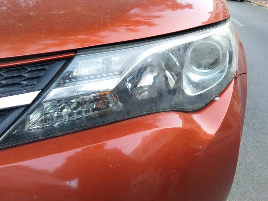 Toyota RAV4 — миниатюра 5