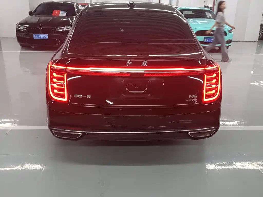 Hongqi H9 2021 2.5T