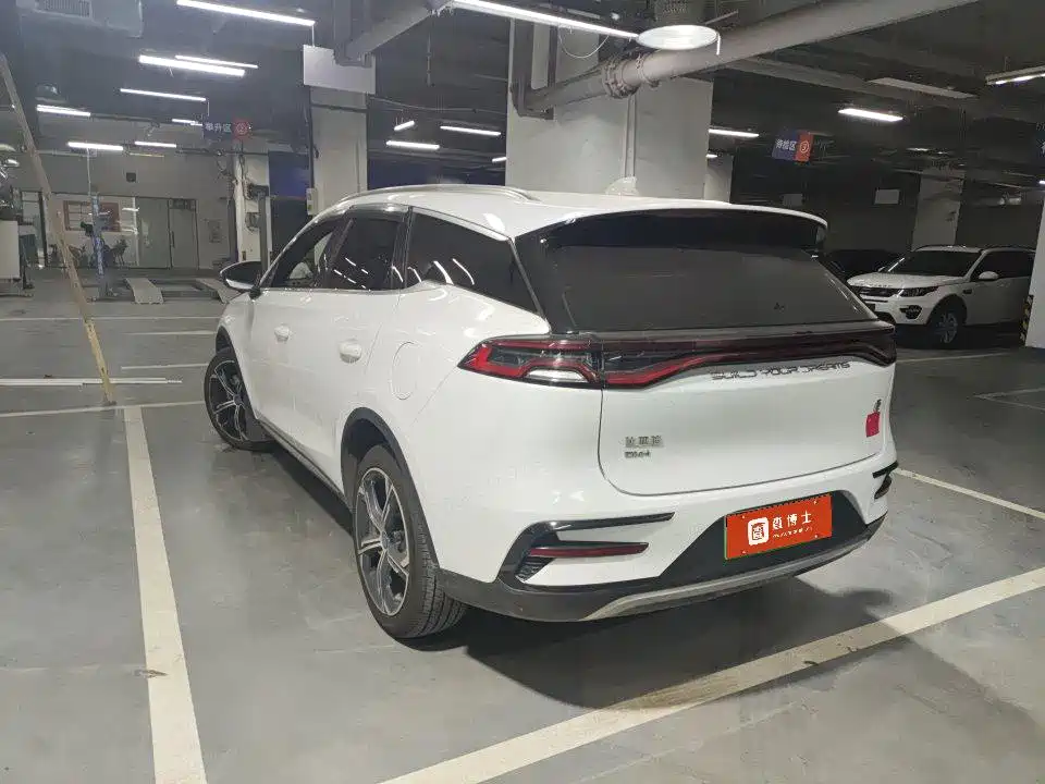 BYD Tang New Energy — миниатюра 7