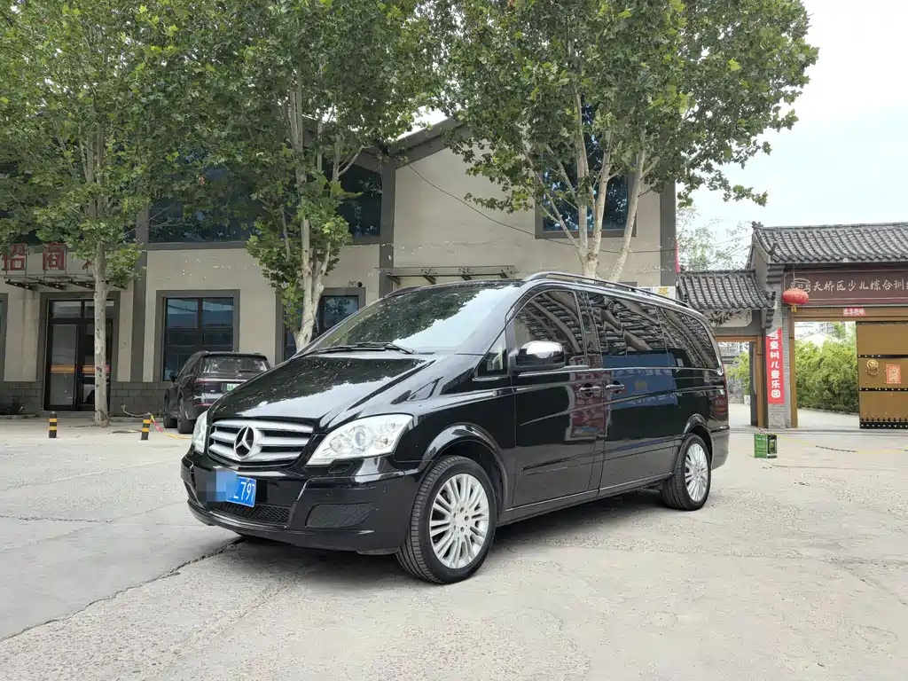 Mercedes-Benz Viano 2015