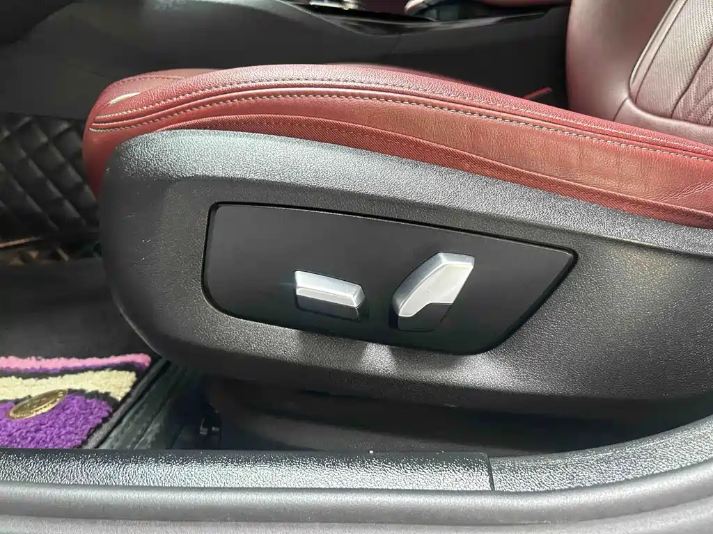 BMW 5 Series (Import) — миниатюра 13