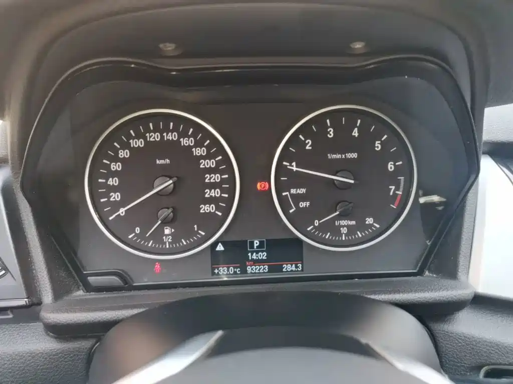 BMW 2 Series Active Tourer (Import) — миниатюра 12