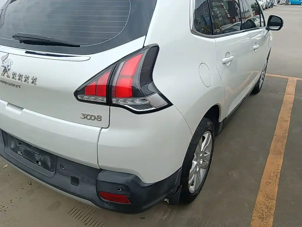 Peugeot 3008 — миниатюра 8