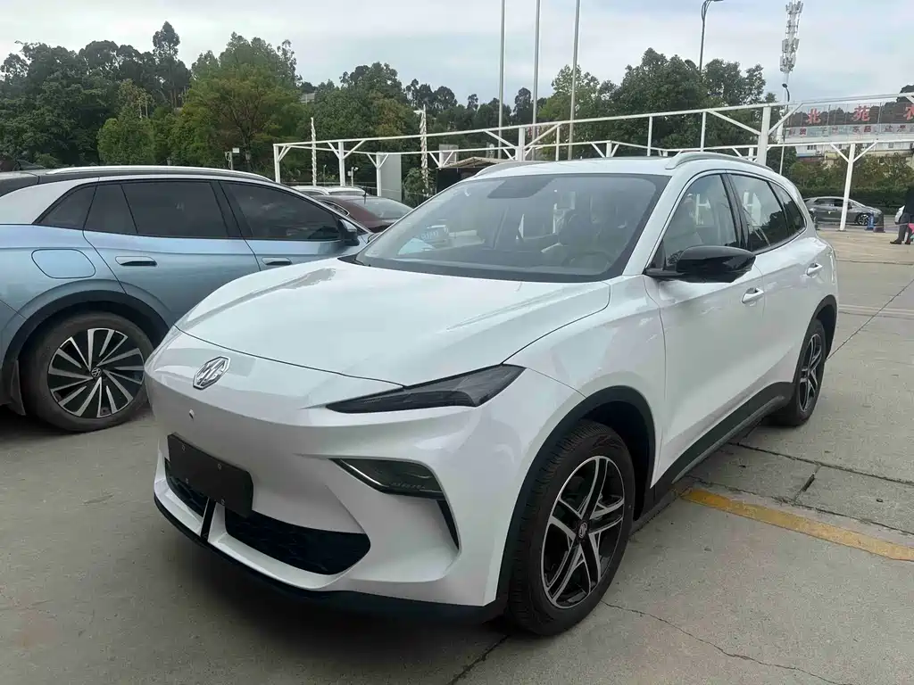 MG ES5 2025款 425plus 后驱版
