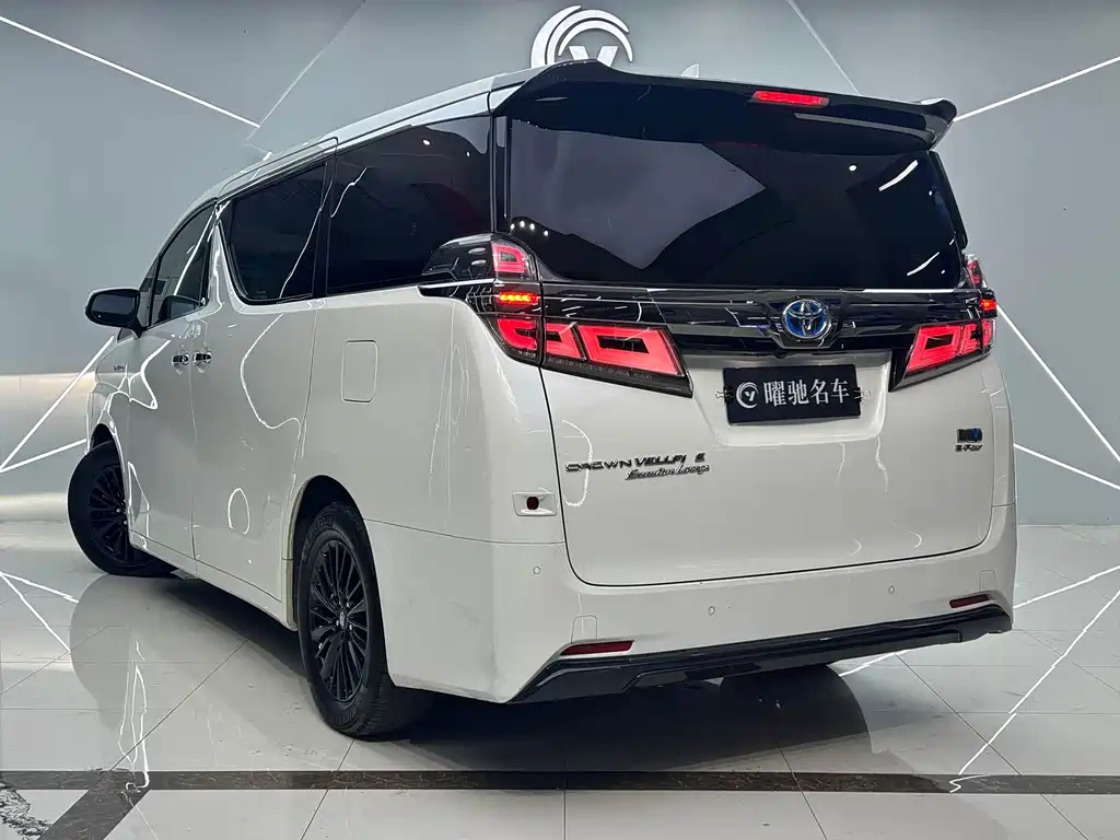 Toyota Vellfire — миниатюра 4