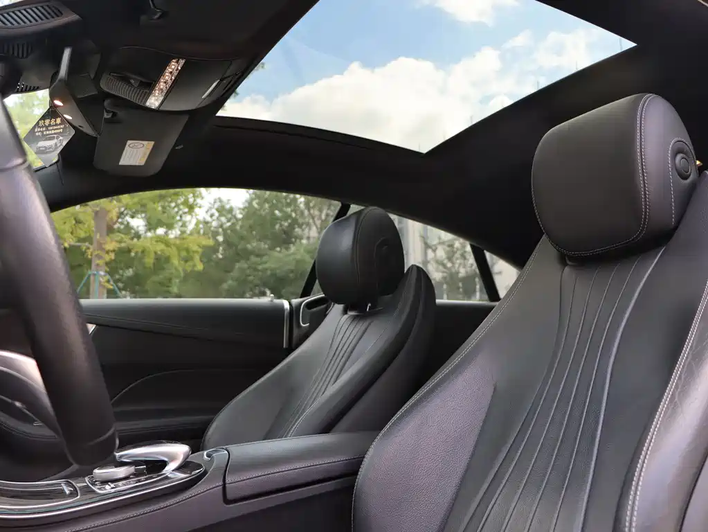 MERCEDES-BENZ E CLASS