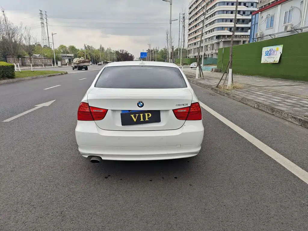 BMW 3 Series 3 2012 320i Luxury