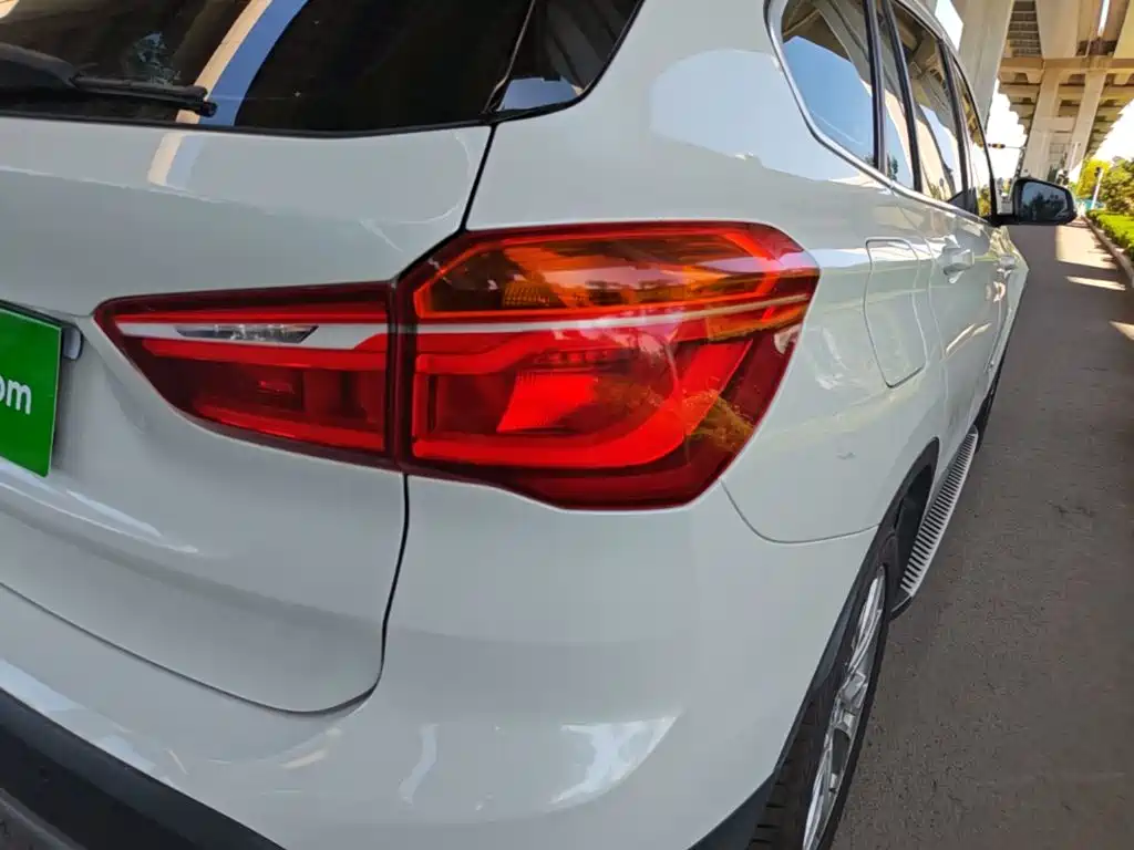 BMW X1 — миниатюра 8