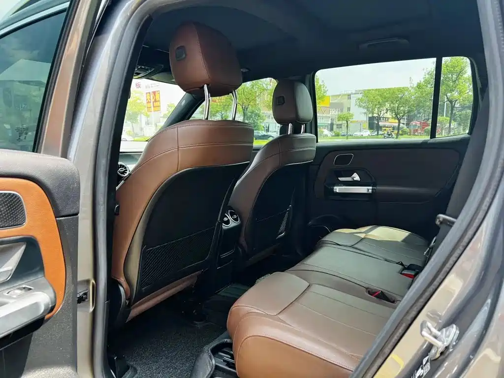 Mercedes-Benz GLB — миниатюра 6