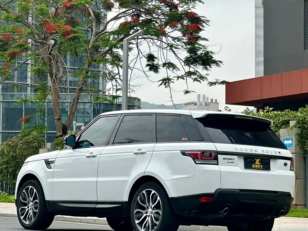Land Rover Range Rover Sport 2014 3.0 SC V6 HSE DYNAMIC