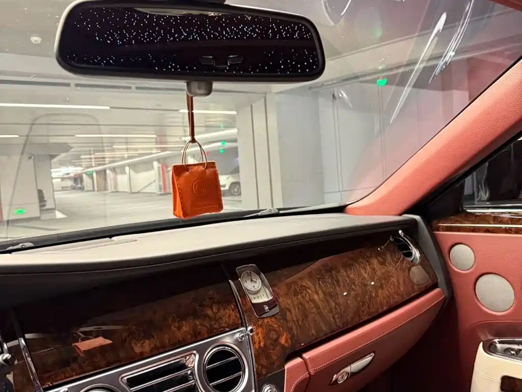 Rolls-Royce Ghost — миниатюра 4