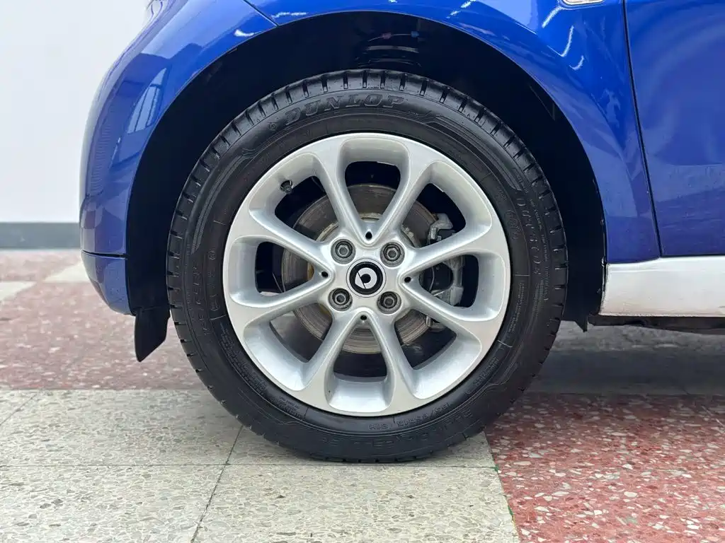 Smart fortwo 1.0L 52 kW Hardtop Lively Edition China V, фото 21