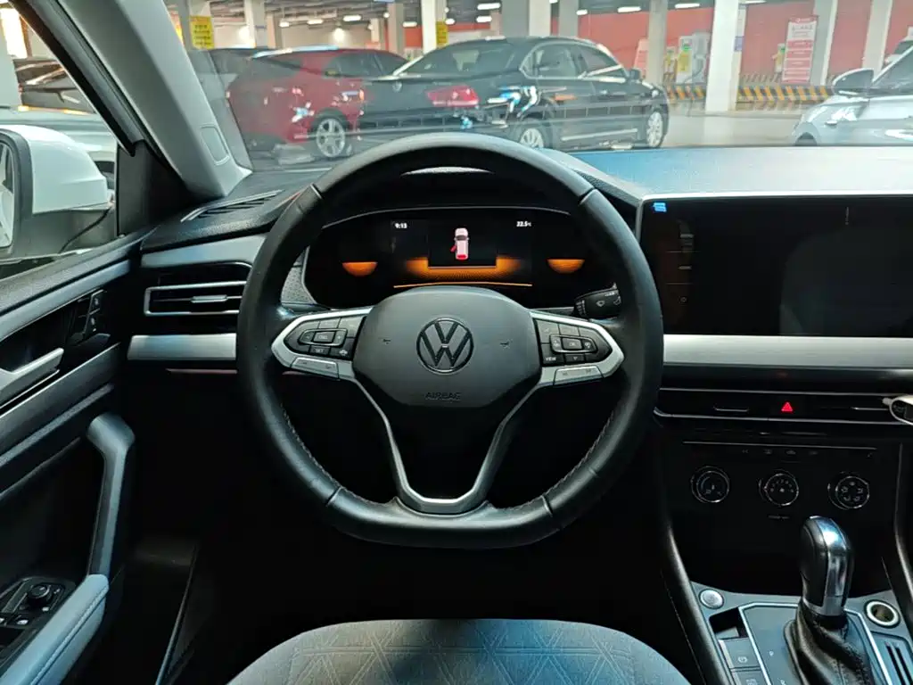 Volkswagen Lavida — миниатюра 11