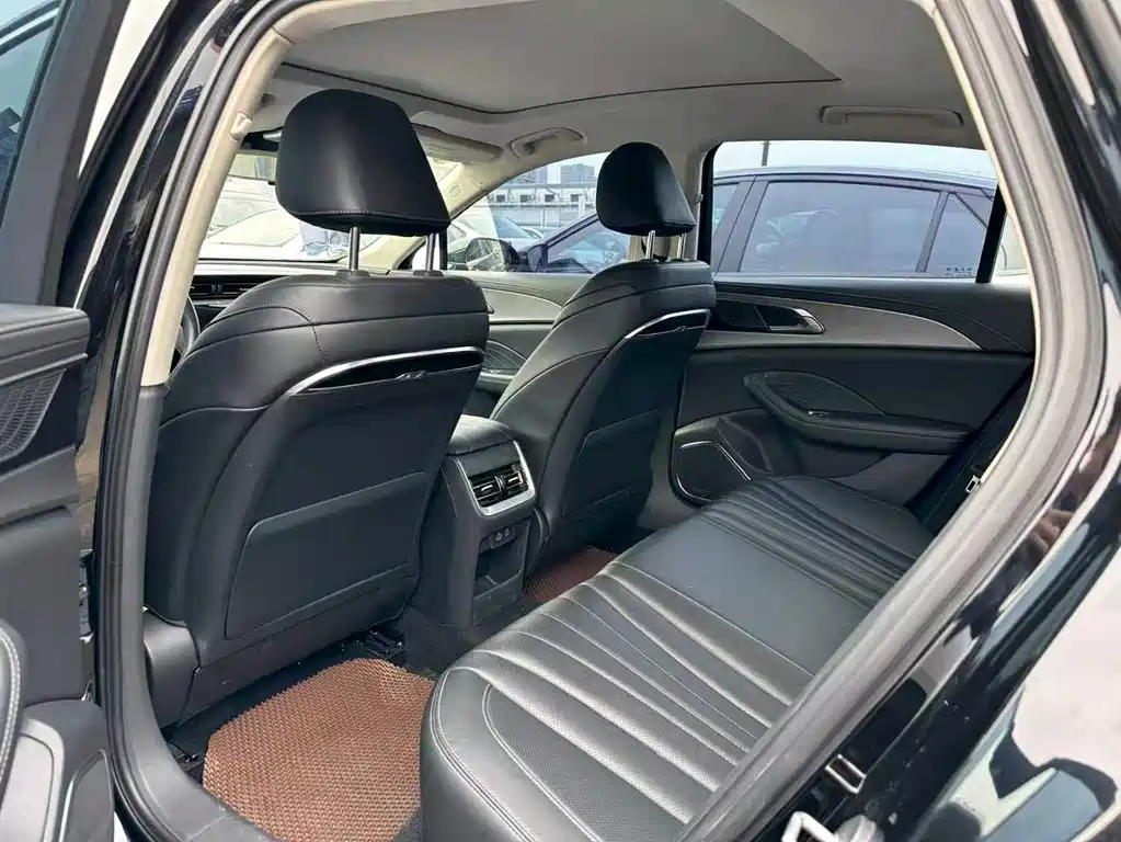 Hongqi H5 2023 1.5T DCT
