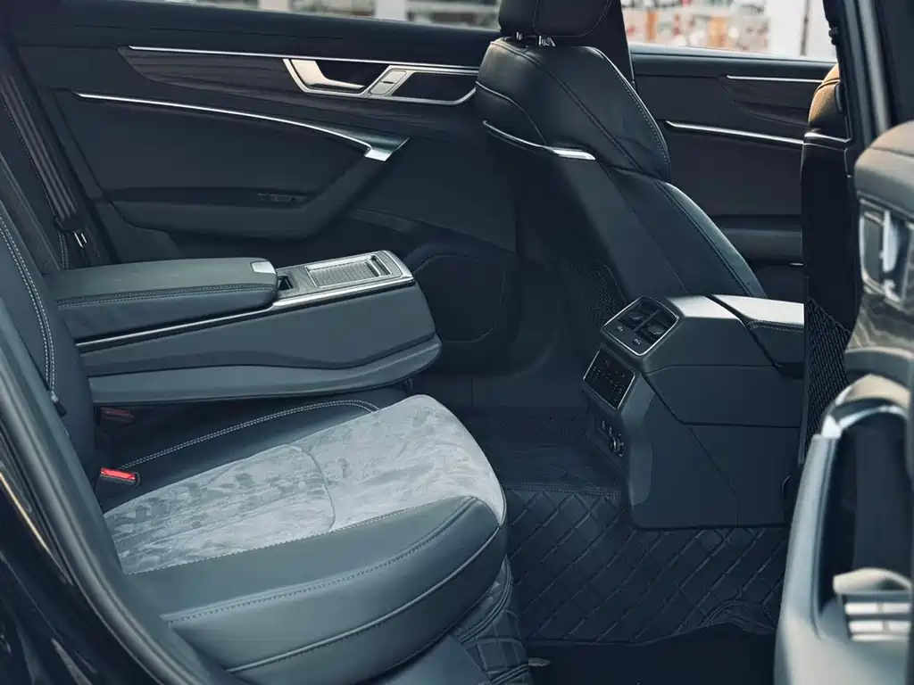 Audi A6L — миниатюра 13