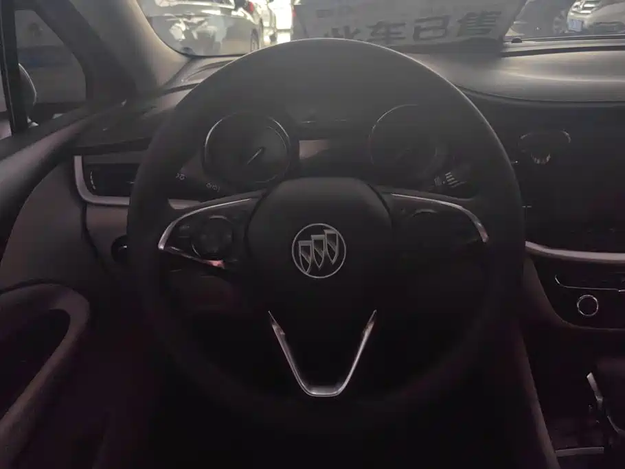 Buick Verano — миниатюра 15