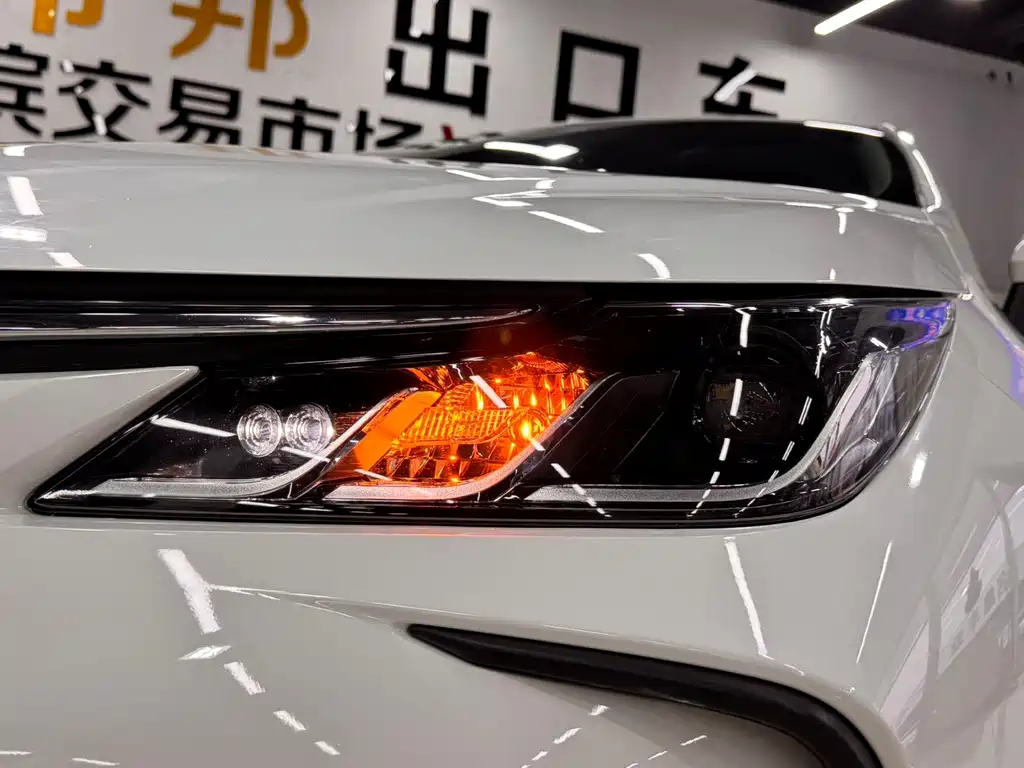 Toyota Corolla — миниатюра 20