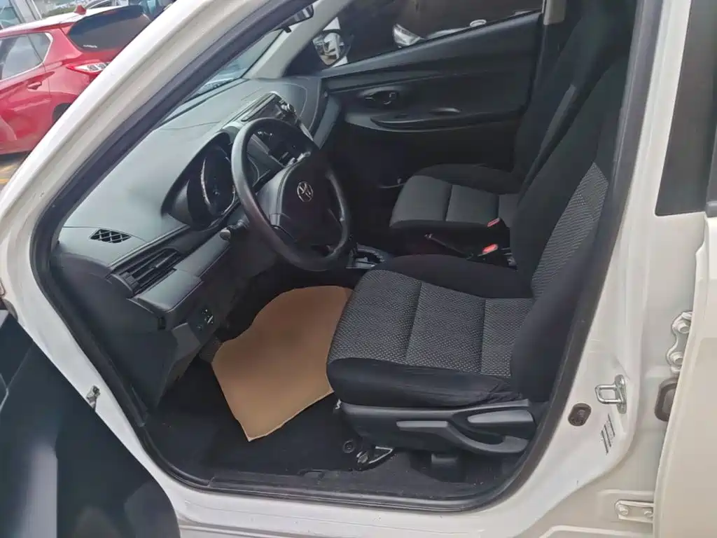 Toyota Vios FS — миниатюра 15