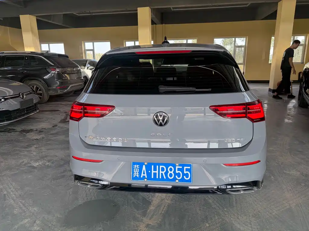 Volkswagen Golf — миниатюра 14