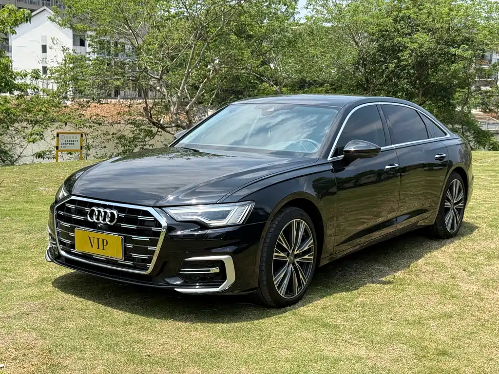 Audi A6L 2022