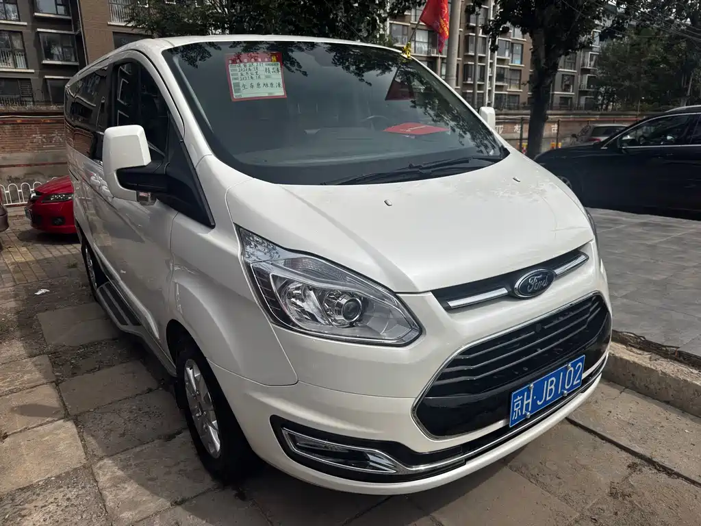 Ford Tourneo — миниатюра 3