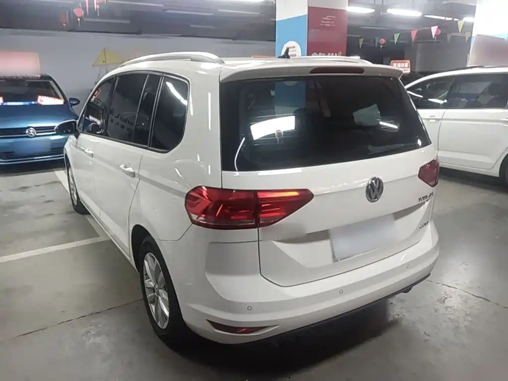 Volkswagen Touran — миниатюра 5