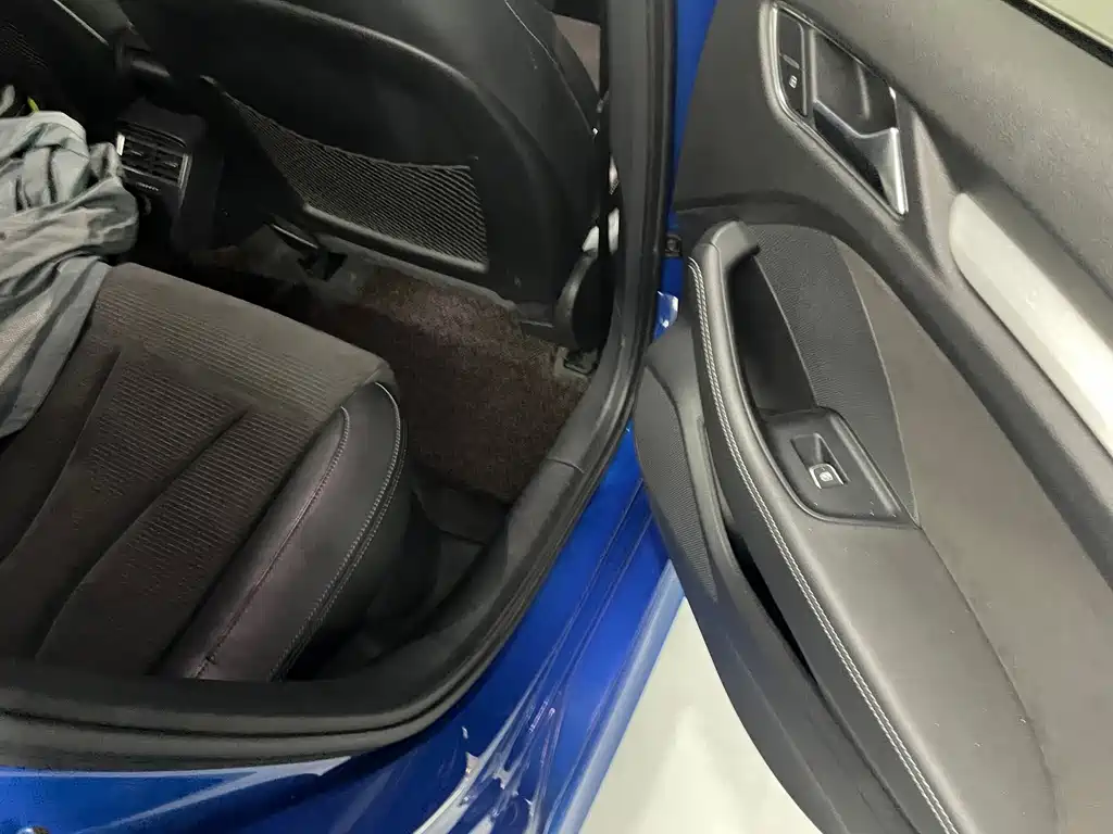 Audi S3 — миниатюра 9