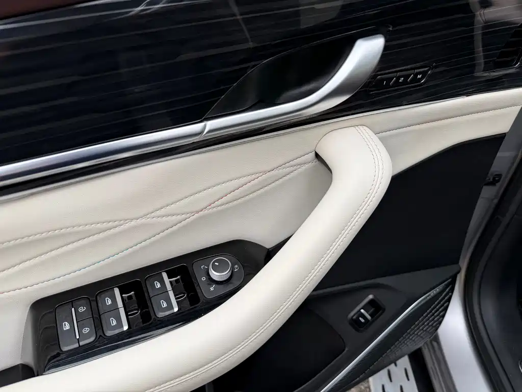 GEELY AUTOMOBILE XINGYUE L