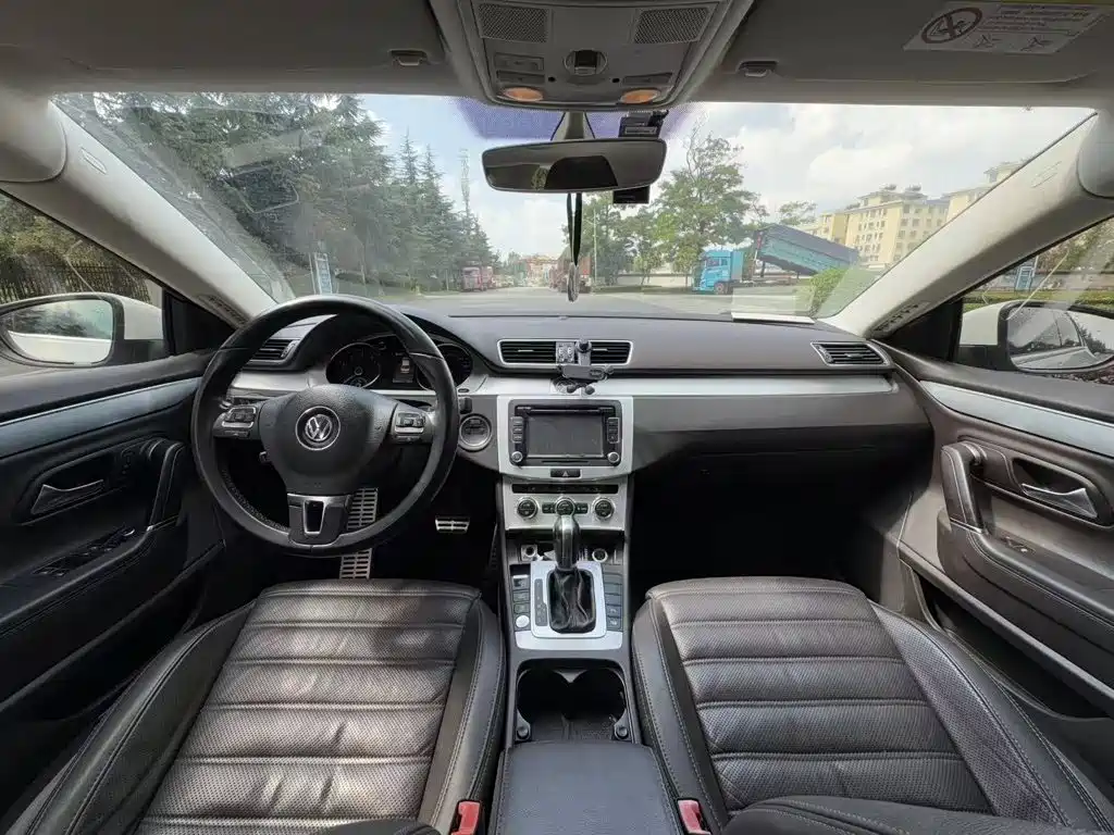 Volkswagen CC — миниатюра 10