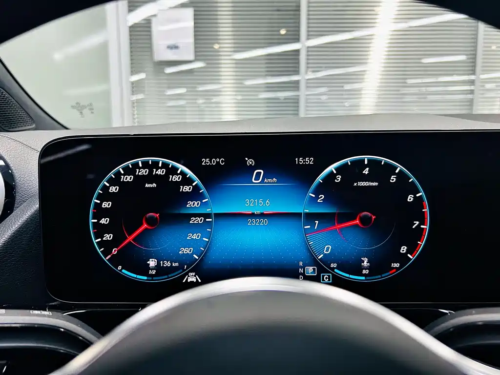 Mercedes-Benz GLA 2023 GLA 200