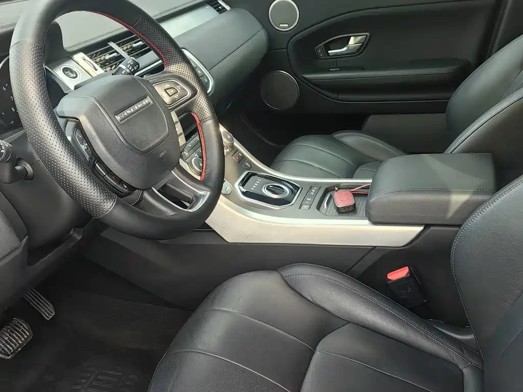 Land Rover Evoque — миниатюра 8