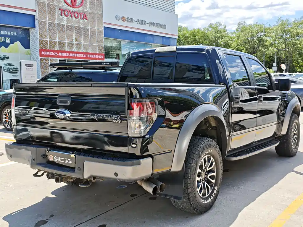 Ford F-150 2011 6.2L SVT Raptor SuperCrew