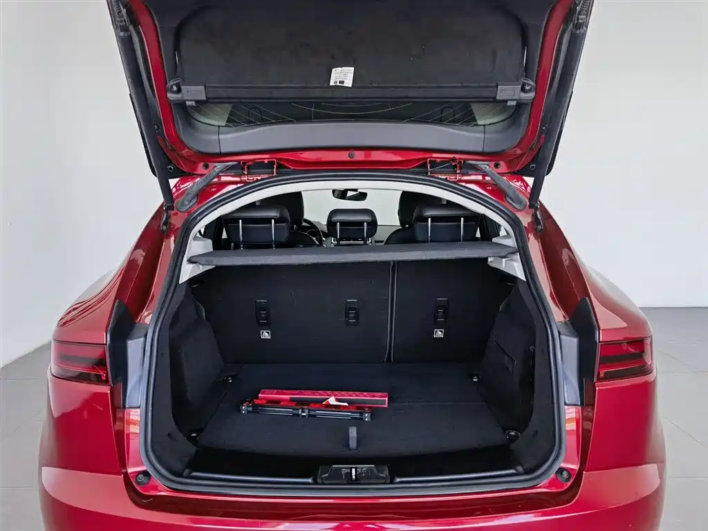 Jaguar E-Pace — фотографии объявления, Фото 17