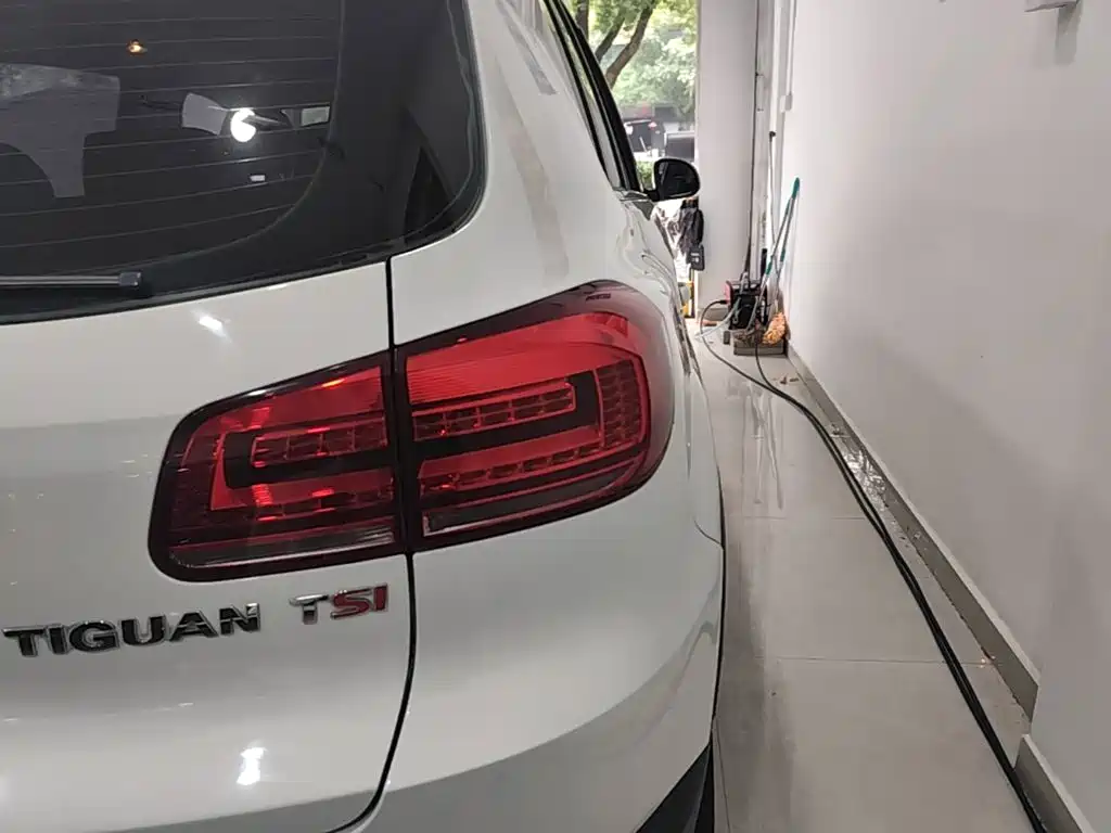 Volkswagen Tiguan — миниатюра 8