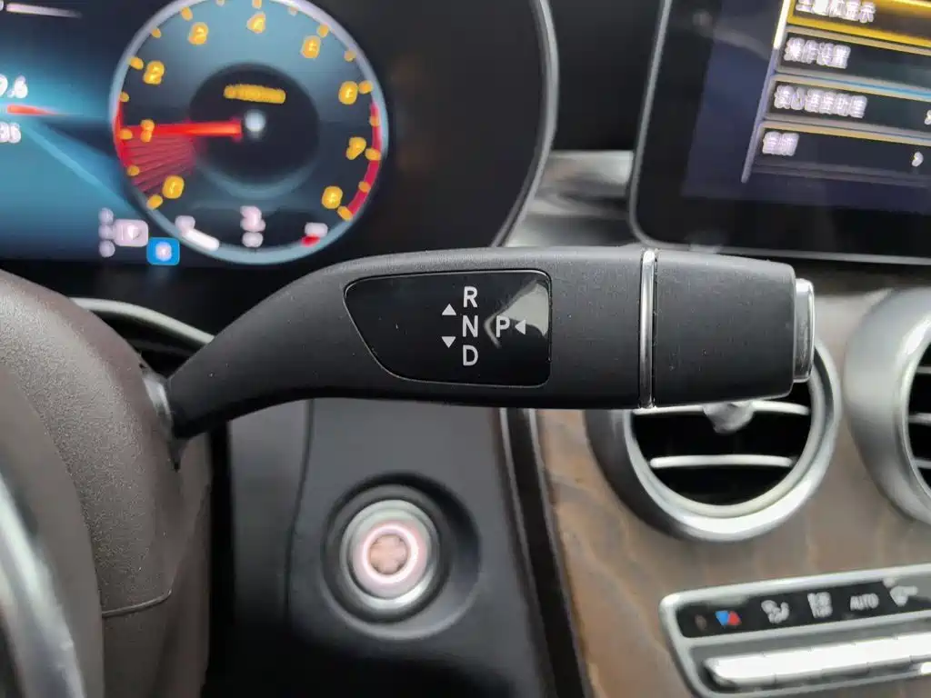 Mercedes-Benz GLC — миниатюра 13