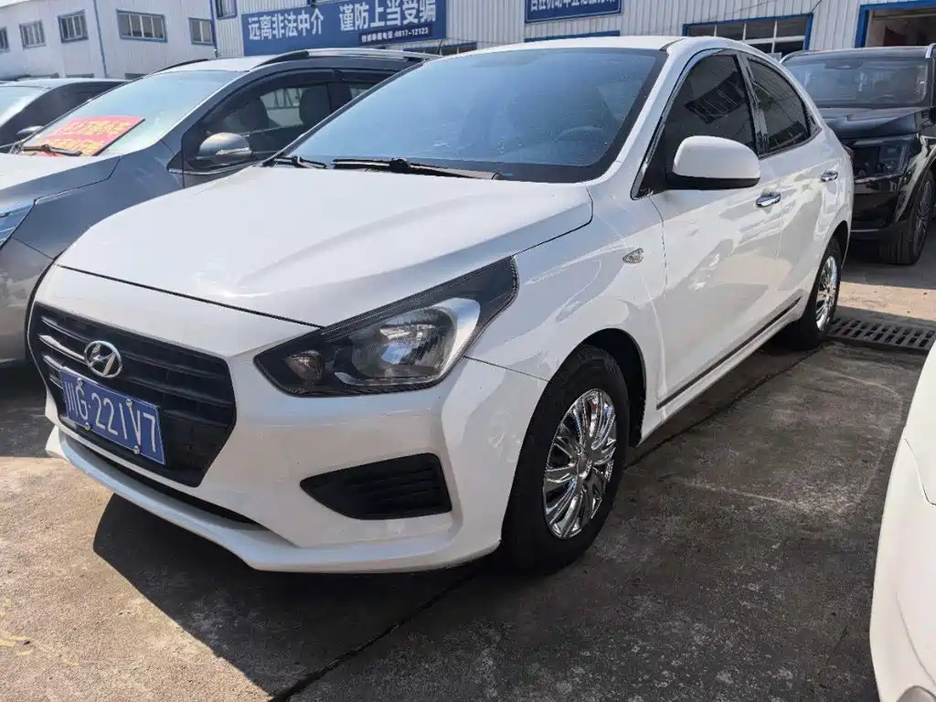 Hyundai Verna