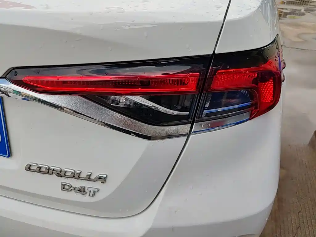 Toyota Corolla — миниатюра 8
